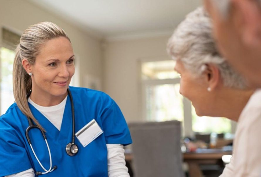 dicas-para-atender-pacientes-e-publico-idoso-na-saude